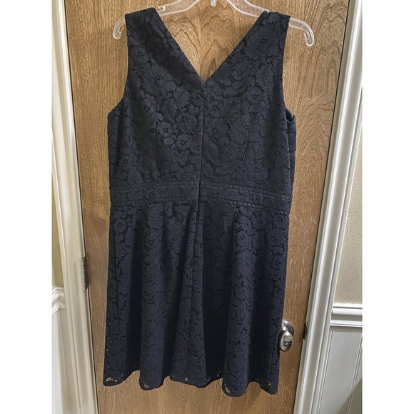 Loft Womens Little Black Dress Sz 14 Lace Fit & Flare Sleeveless Cocktail Party - Picture 2 of 9